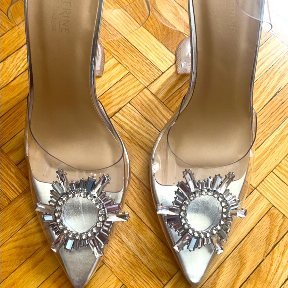 Brand new cinderella shoe